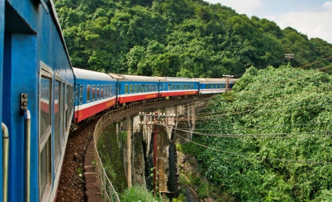 Hanoi to Da Nang